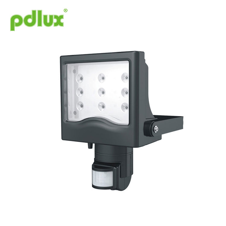 Holofote LED com sensor de movimento infravermelho
