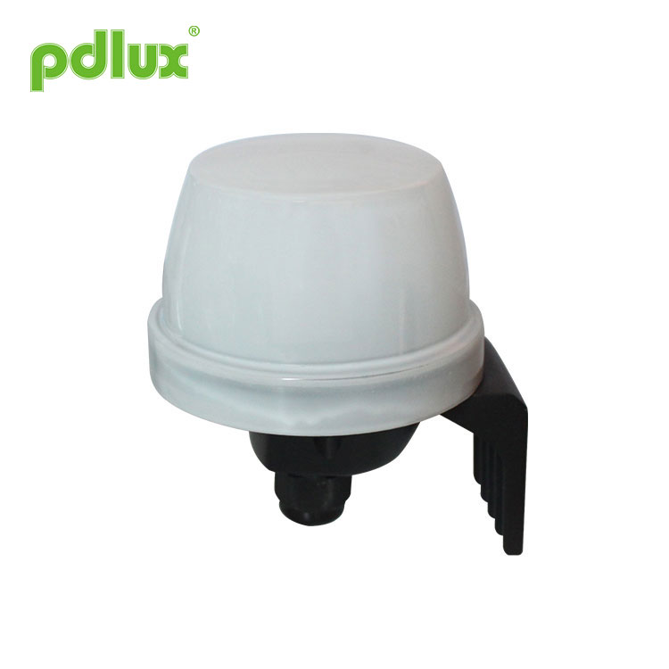 Interruptor de controle de luz diurna e noturna