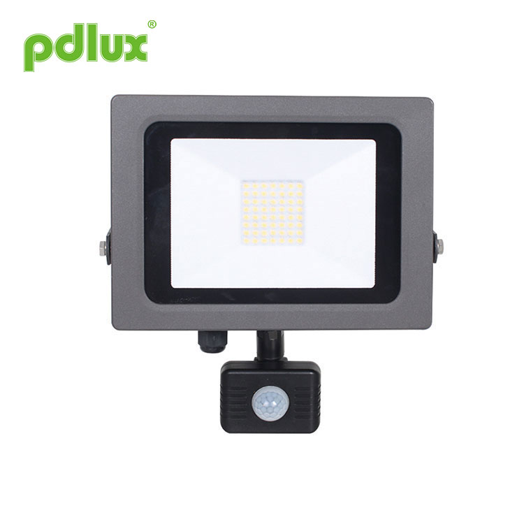 Holofote LED com sensor infravermelho à prova d'água 30W